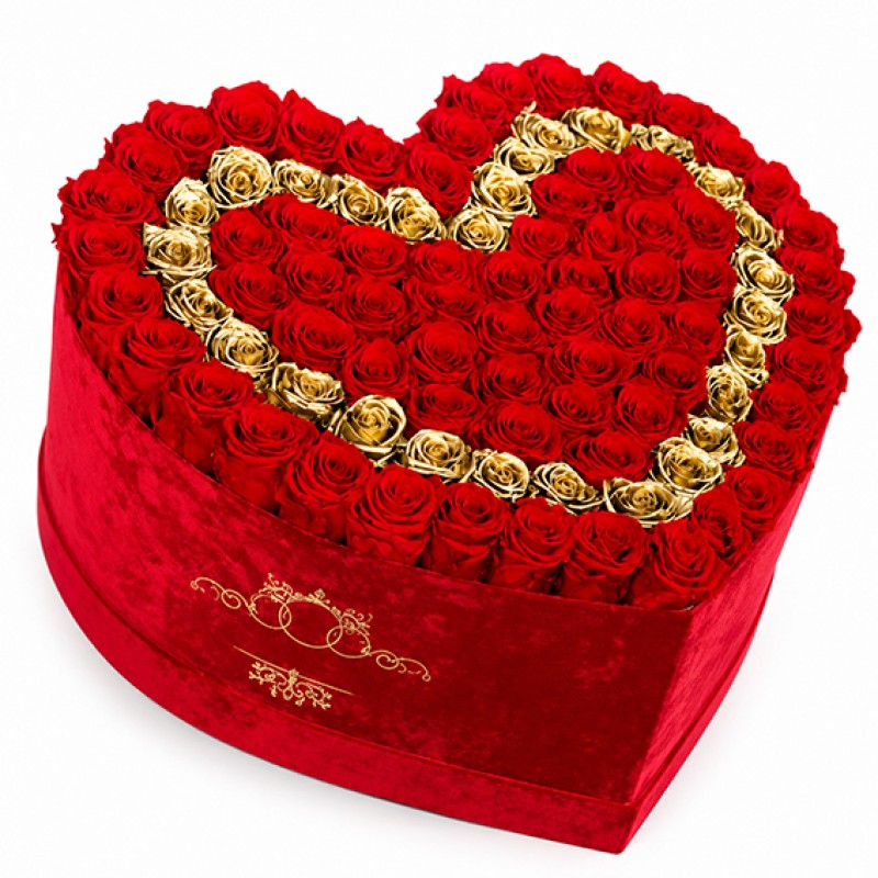 Huge heart of roses
