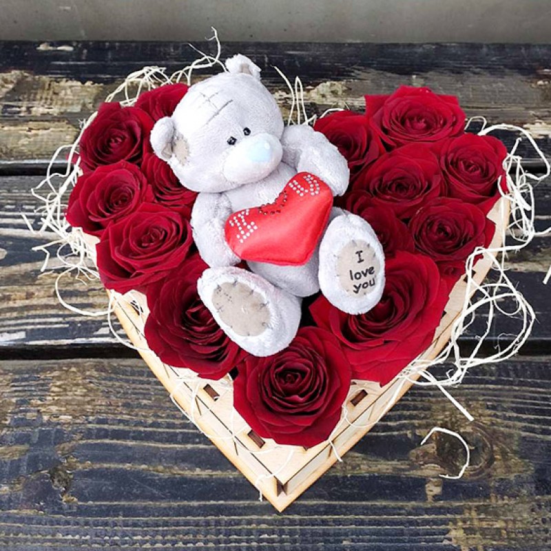 Rose heart with teddy bear
